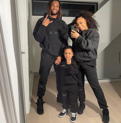 VIRAL HOODIE + FREE TRACKPANTS (TODAY ONLY)